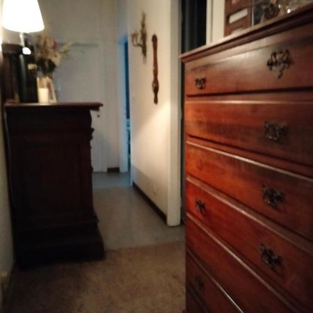 Redi Room Florens Exteriör bild