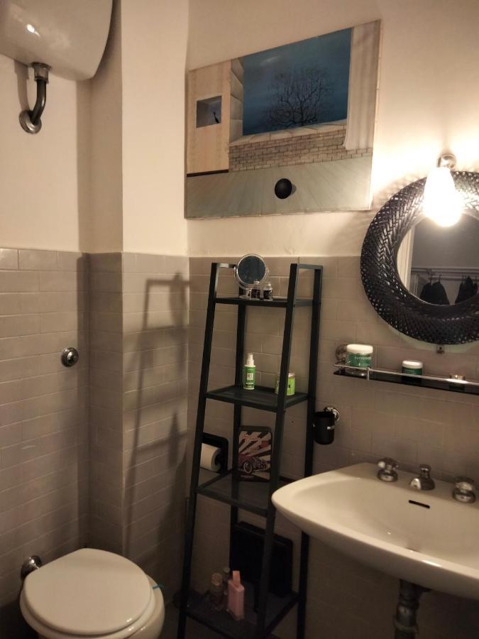 Redi Room Florens Exteriör bild
