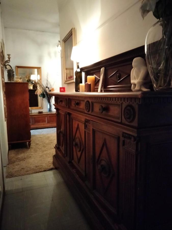 Redi Room Florens Exteriör bild
