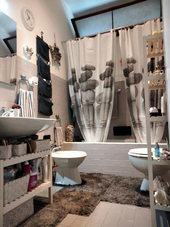 Redi Room Florens Exteriör bild