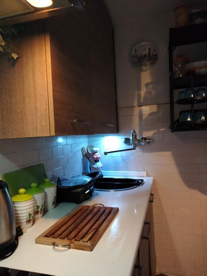 Redi Room Florens Exteriör bild